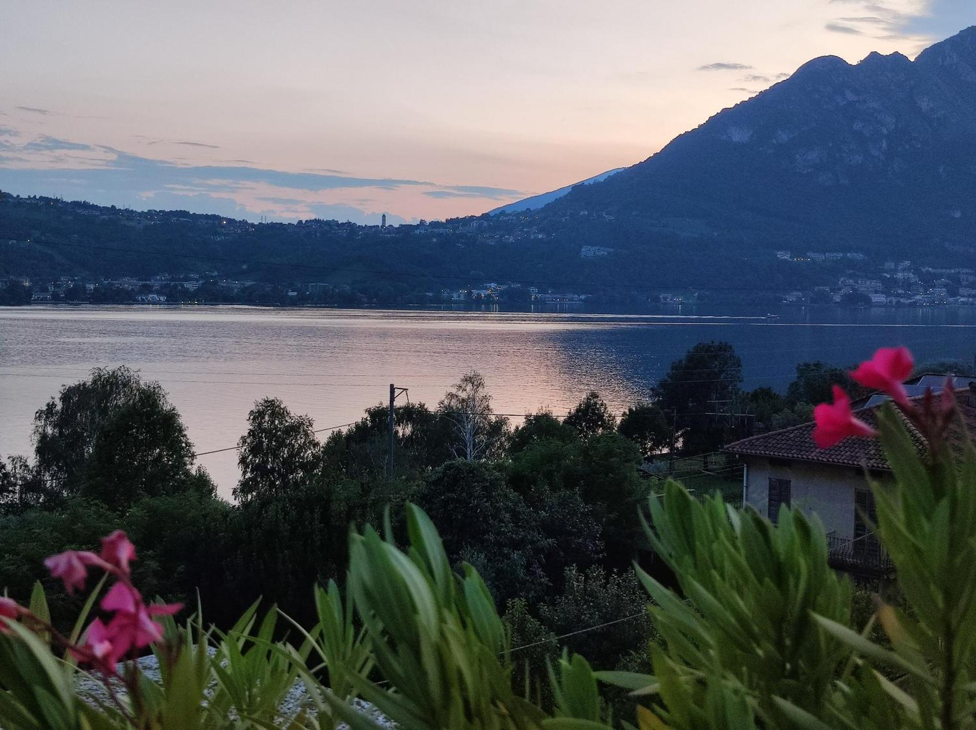 Terrazzo Sul Lago Lecco Exteriör bild