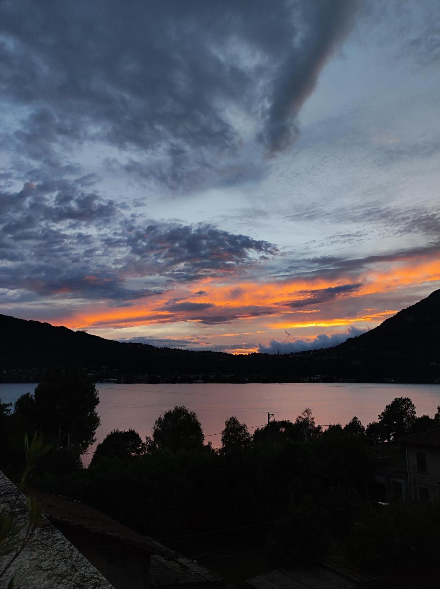 Terrazzo Sul Lago Lecco Exteriör bild
